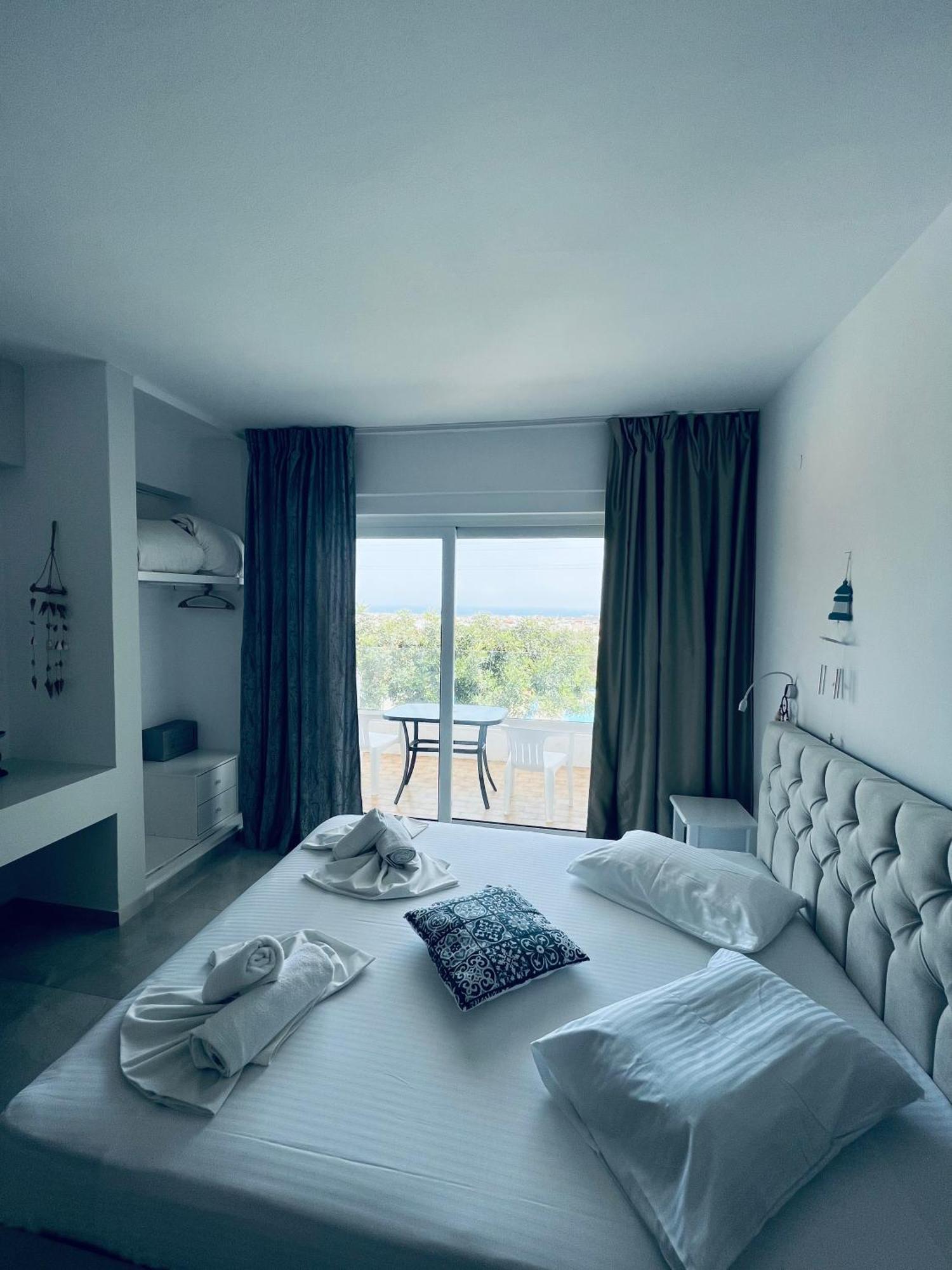 Silia Suites Malia  Ngoại thất bức ảnh