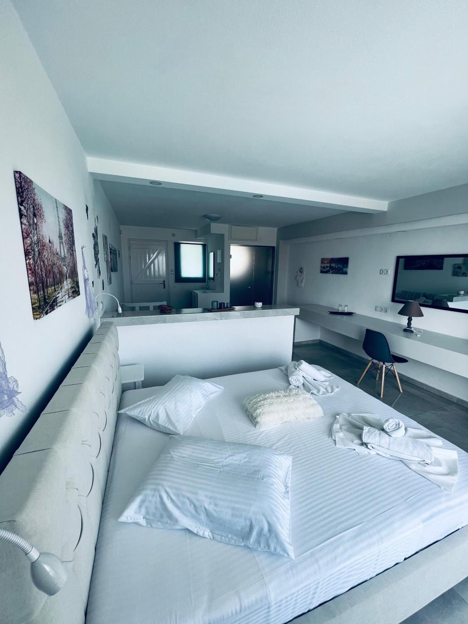 Silia Suites Malia  Ngoại thất bức ảnh