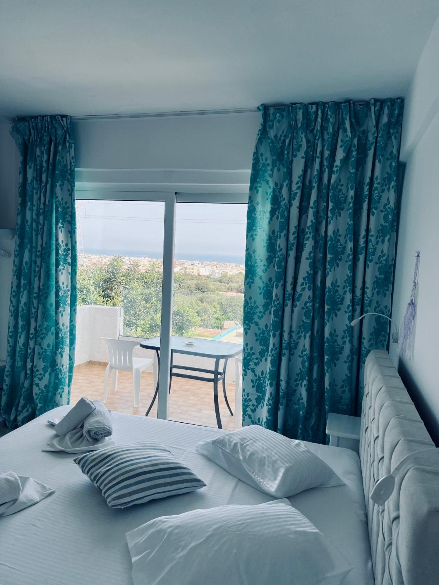 Silia Suites Malia  Ngoại thất bức ảnh