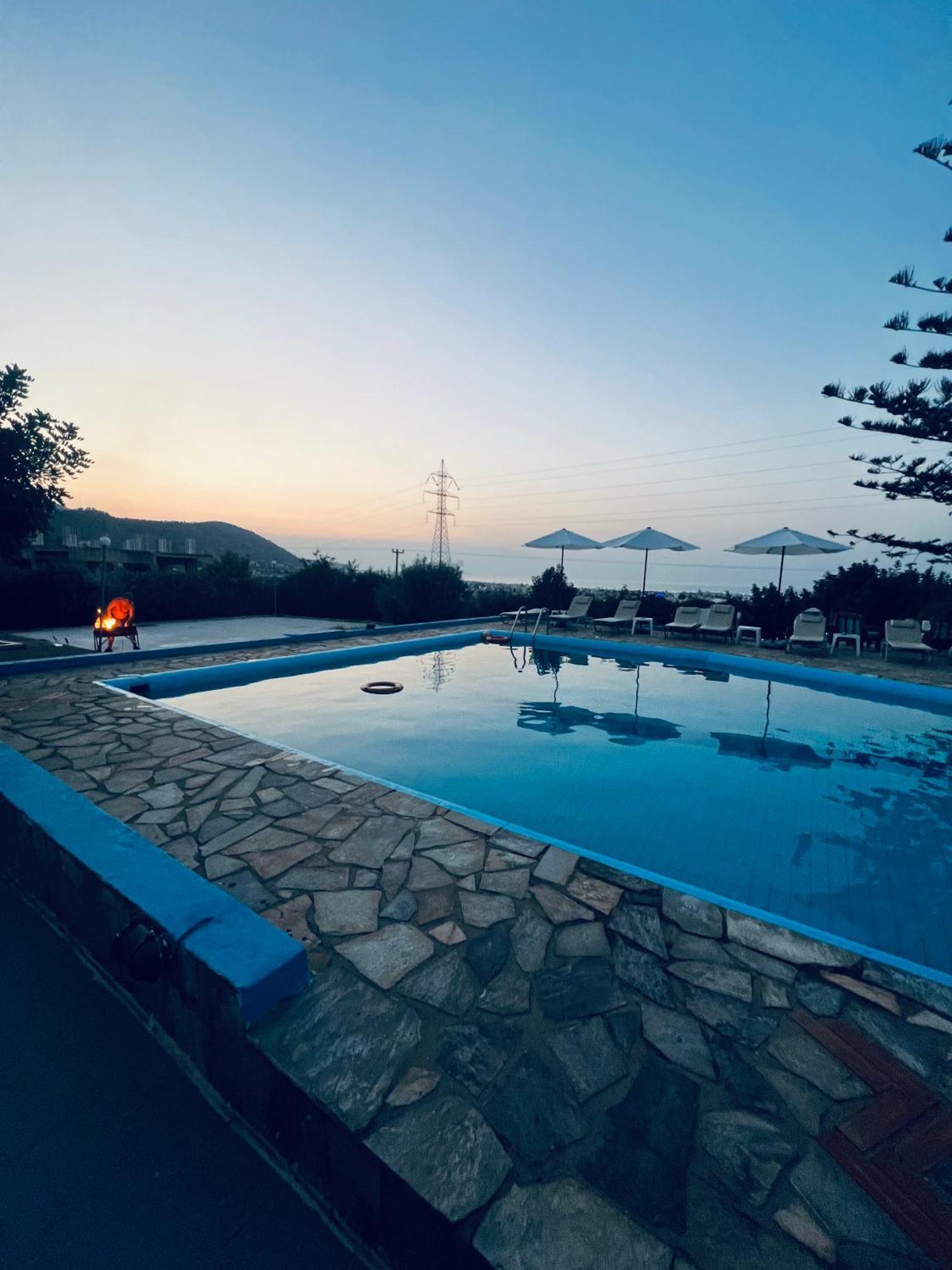 Silia Suites Malia  Ngoại thất bức ảnh