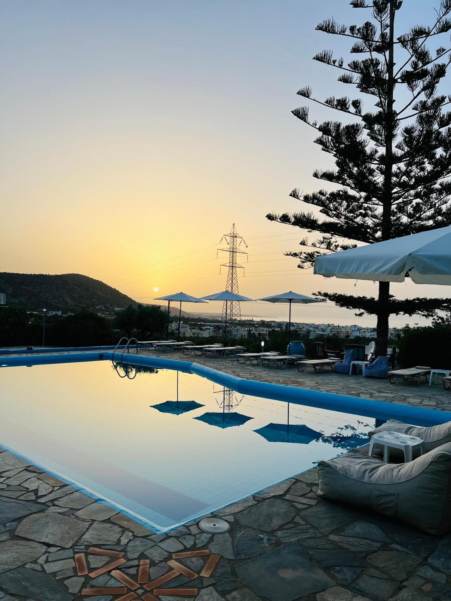 Silia Suites Malia  Ngoại thất bức ảnh